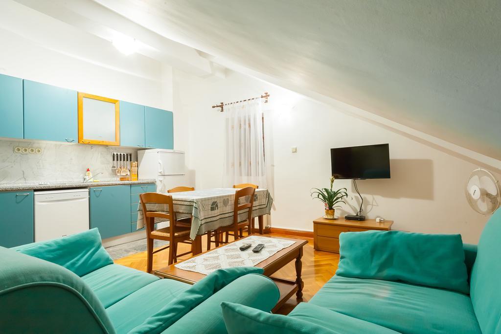 Villa & Apartments Perasto Extérieur photo